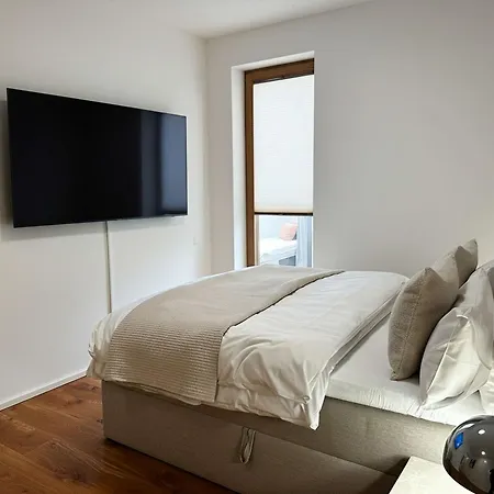 Raritaet Am Rathaus • Terrasse • Parken • 6 Gaeste *