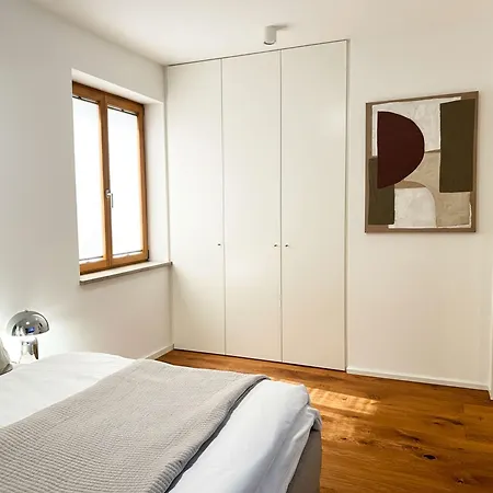 Raritaet Am Rathaus • Terrasse • Parken • 6 Gaeste *