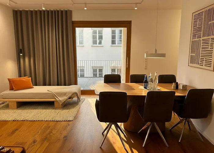 Apartamento Raritaet Am Rathaus • Terrasse • Parken • 6 Gaeste